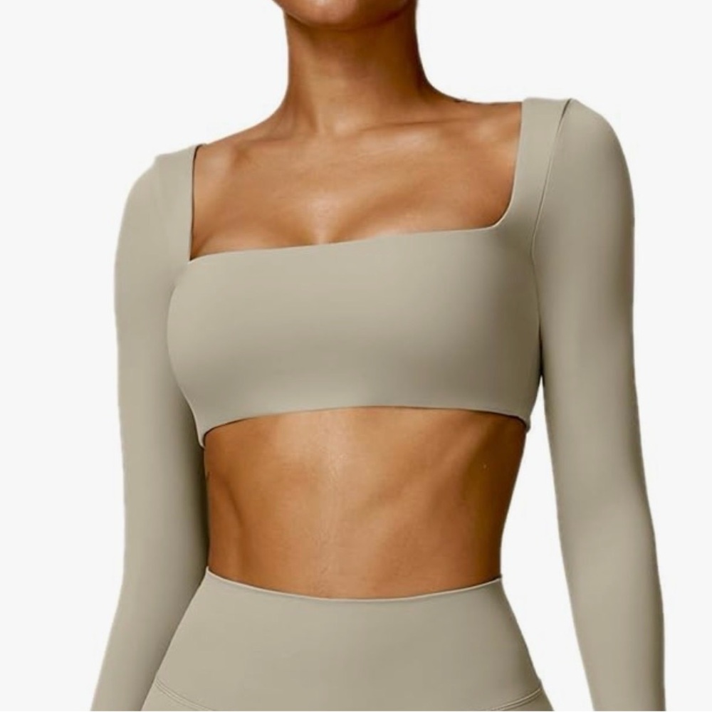 ABOCIW Womens Workout
Square Neck Long Sleeve Crop Tops
TAN Size S NWT